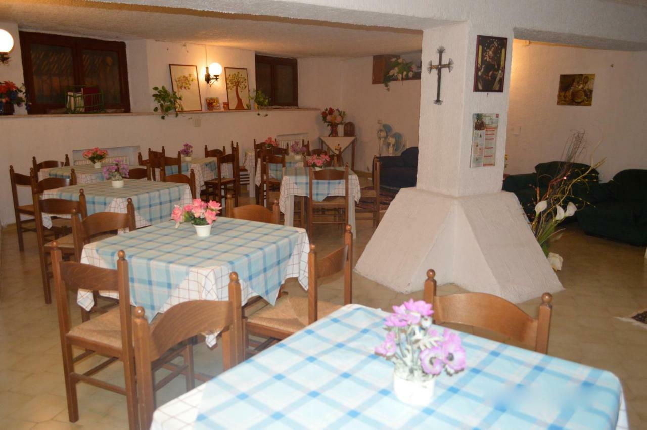 Hotel San Vincenzo 소베라토마리나 외부 사진