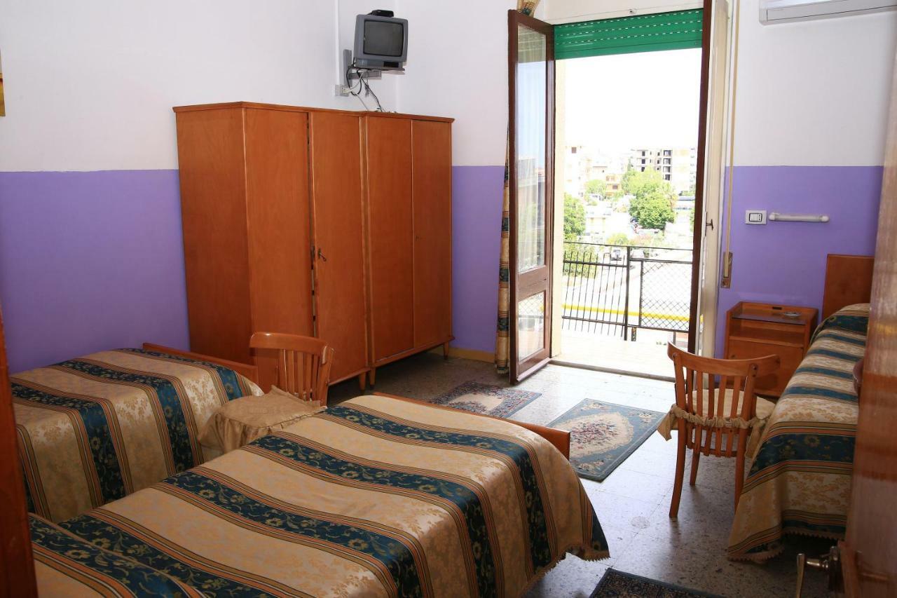 Hotel San Vincenzo 소베라토마리나 외부 사진
